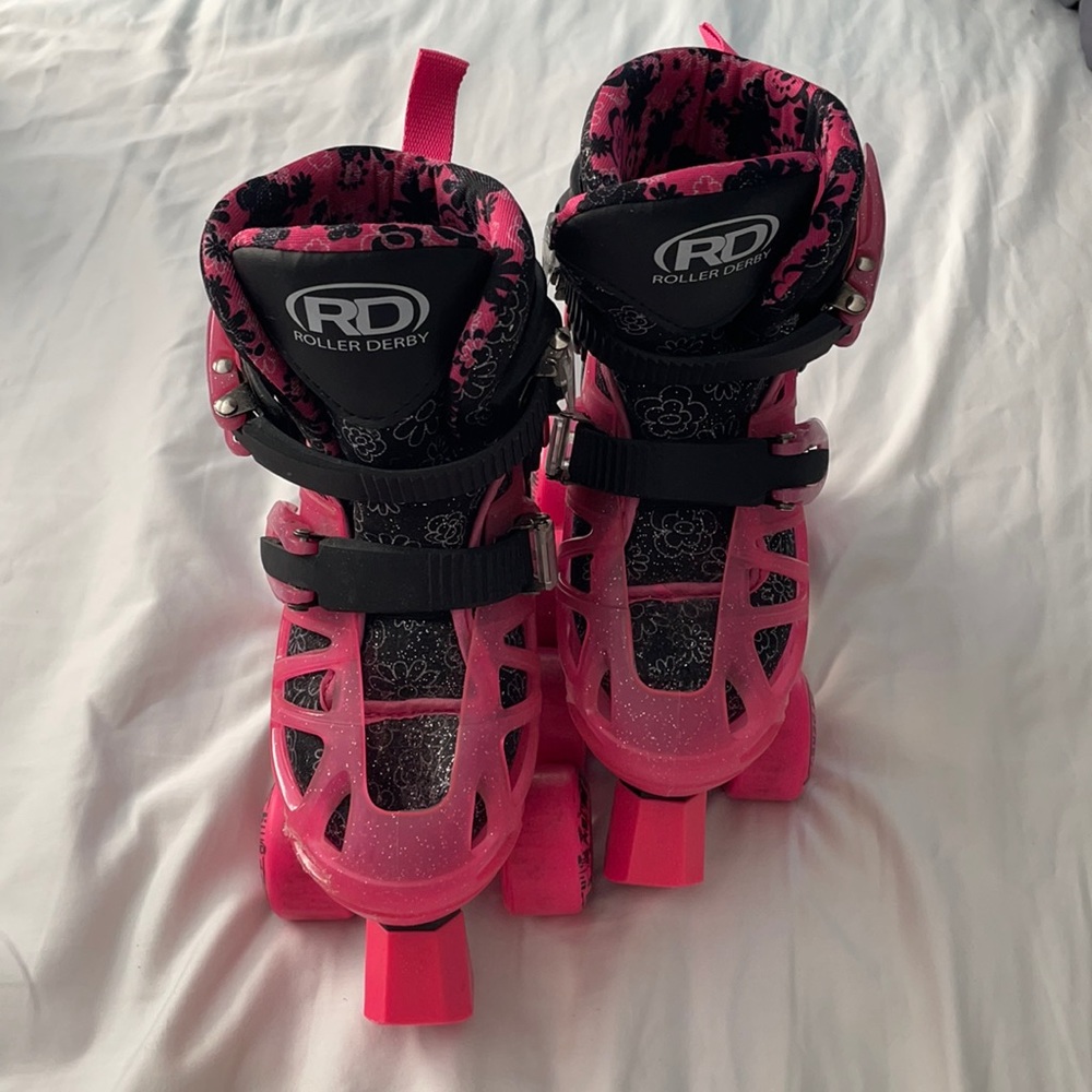 Roller derby adjustable skates! Quads 12-2